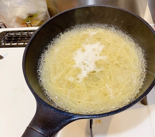 77F9AE15-4E04-445A-9E28-0EF7BEA62BC9