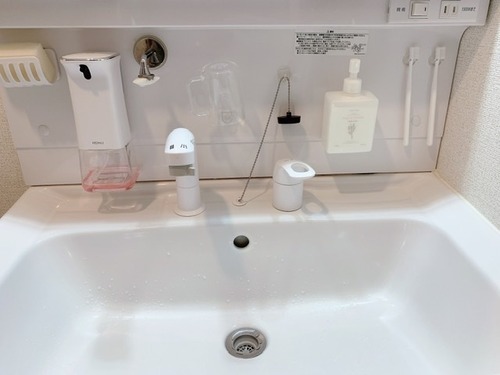 67385EFB-2DEA-498B-A0DB-27AC4B9278C1