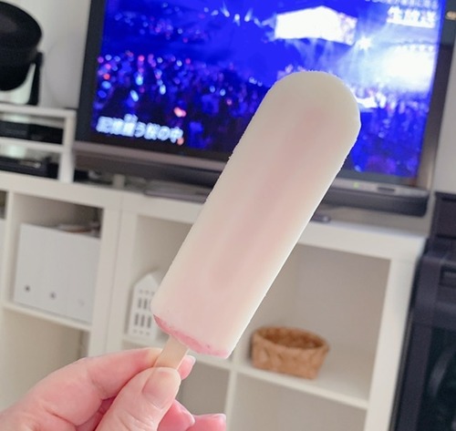 B5489AC6-0056-4B4A-81FC-C26954465903