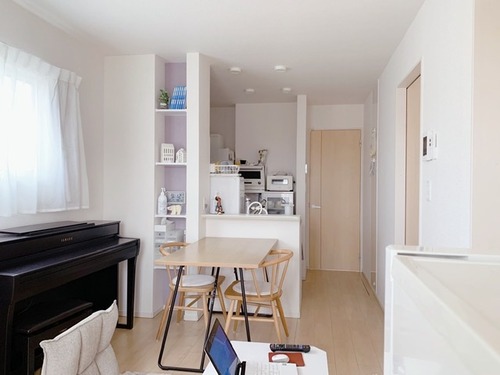 10680ED9-0A66-4476-A7B7-7976DF819B0D