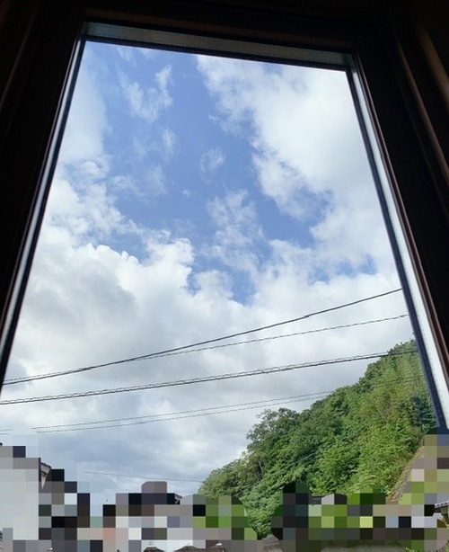 D40FDF9E-0978-42E4-AE73-BBE77E49156D