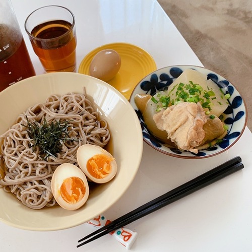 D5251452-D009-4B83-8C6C-D2101E7D2384