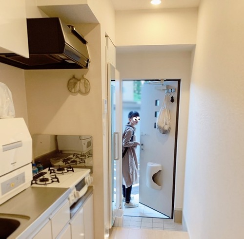 BDE63941-8DC2-44E0-B3FF-CB40AB4B71F2