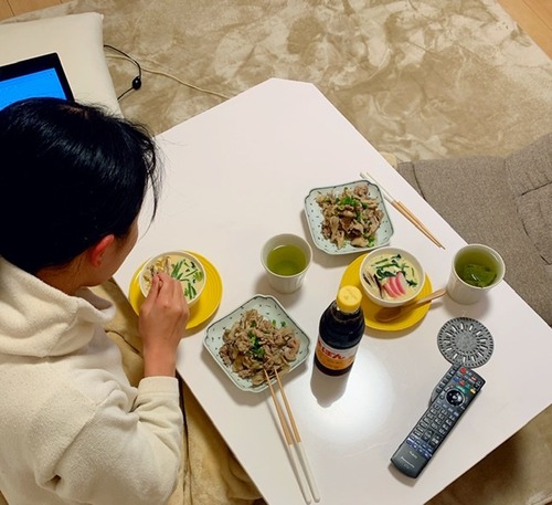 2ACA59FA-45BB-4E94-8F9C-6BF617D3375C