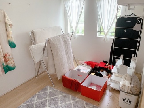 DB0C7324-32BA-4B91-BD6F-8CE1C6250AAD