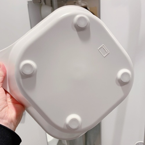 28BD6634-2093-4311-A2E9-72A646CB0115