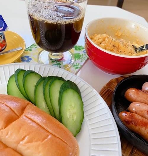 B5F131E2-8F13-4C73-8CCC-E92E31A6E61A