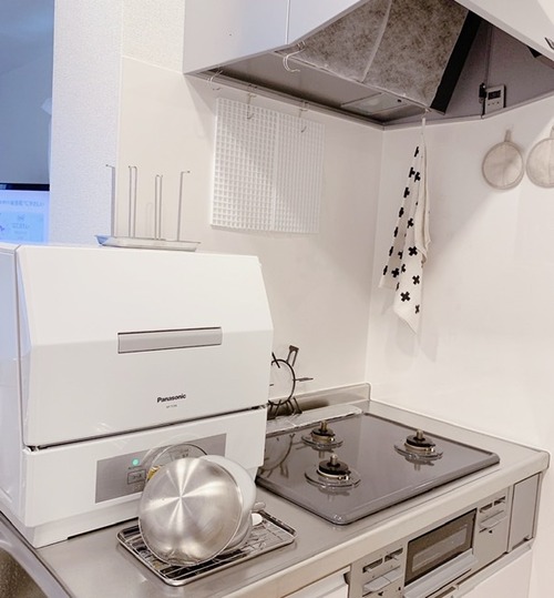 3A0EE0B2-FF80-439D-8A7B-50B2FBE380DA