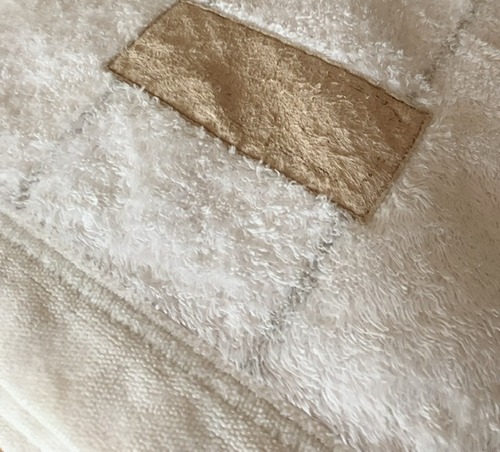 8369C572-AABB-474C-9AD7-D33EF03A8F42