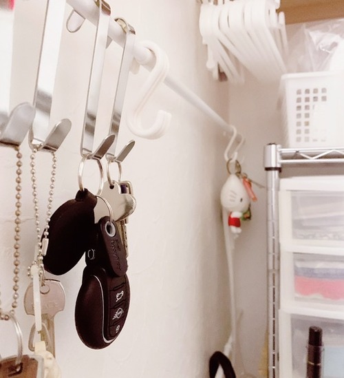 4F62A4C6-EE28-42E8-B3E6-6F158A2D6359