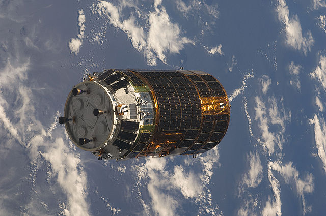 640px-HTV-1_approaches_ISS