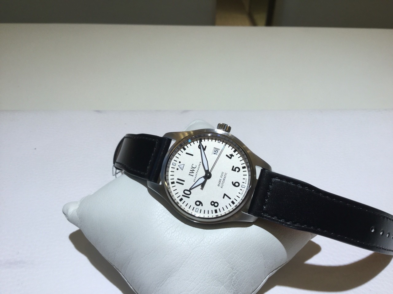 IWC】入荷情報!!パイロットウォッチ マーク18 白文字盤 : TANAKA IWC】入荷情報!!パイロットウォッチ マーク18 白文字盤 : TANAKA