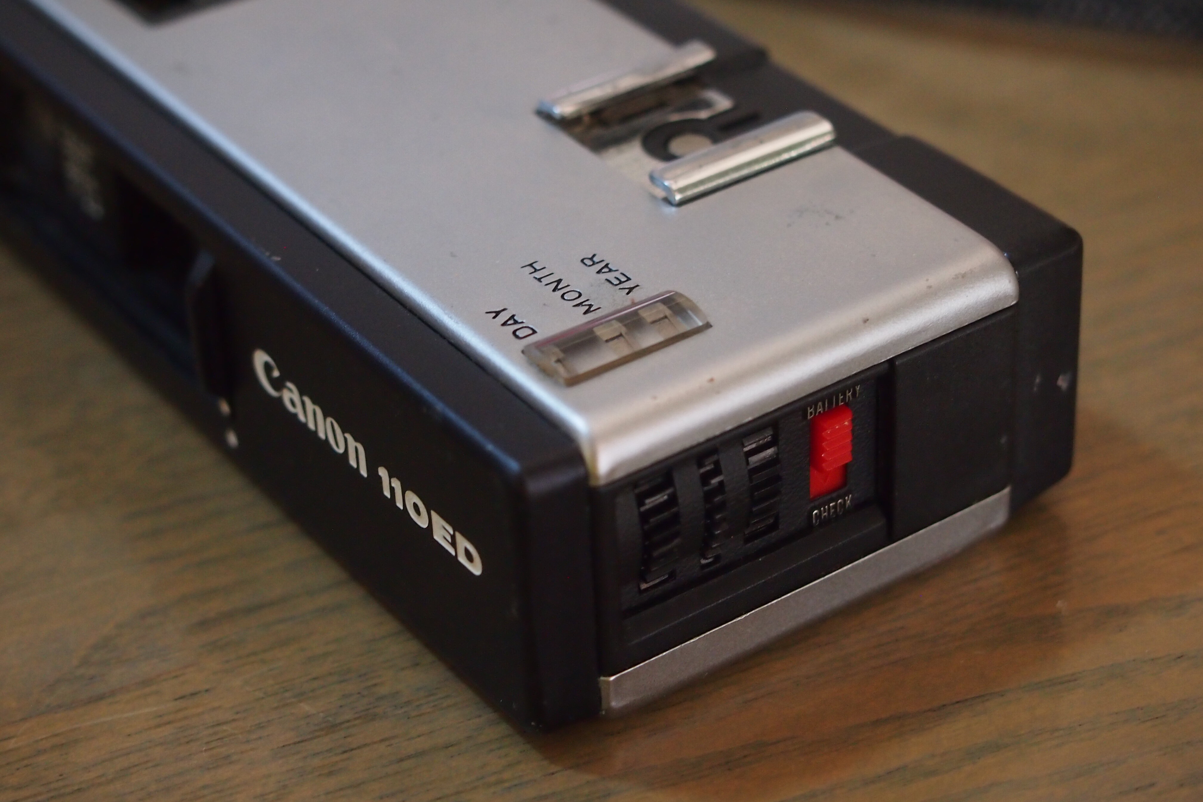 【ジャンク品扱い】Canon 110ED フィルムカメラ Yahoo!オークション -「canon 110ed」の落札相場・落札価格