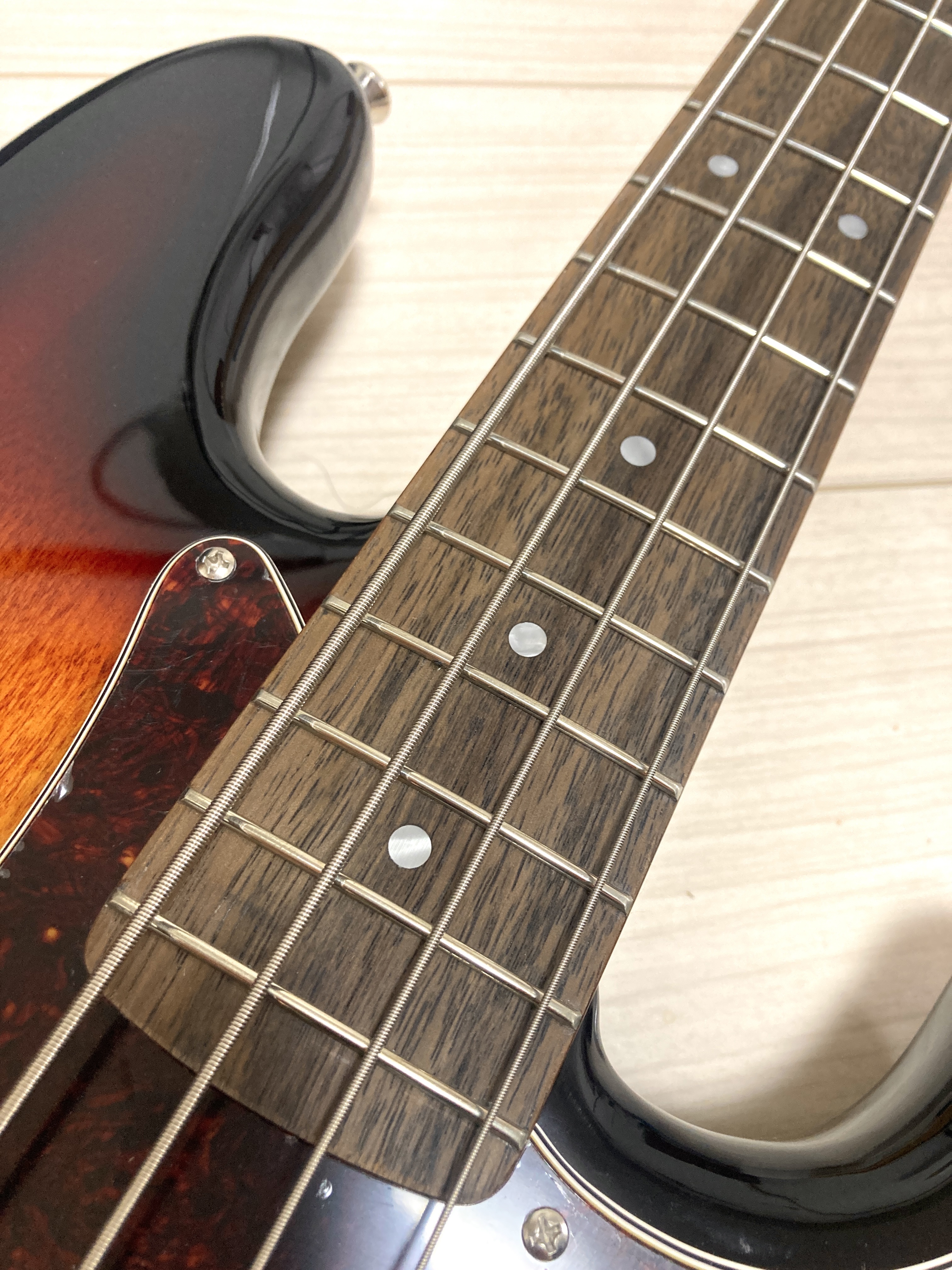 SQUIER Classic Vibe '60s プレシジョンベース mt0118050_m.jpg