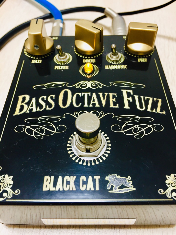 Black Cat Bass Octave Fuzz : はやしノート