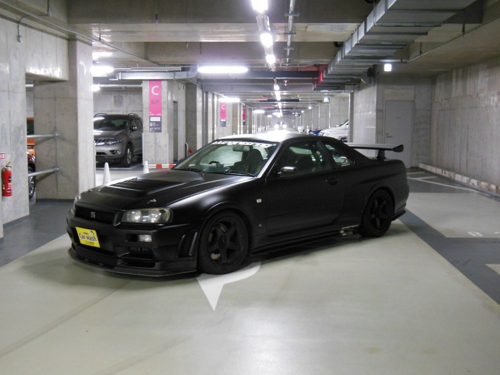 日産 スカイライン GT－R フルカスタム : 秋葉原UDX駐車場バイク