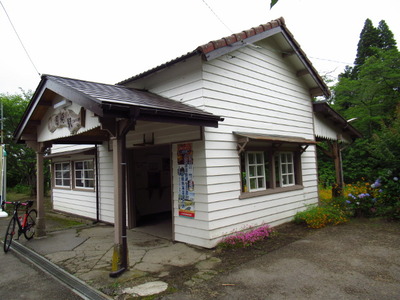 km138