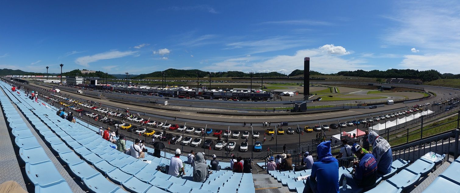 ツインリンクもてぎ2 4レース その1 Uecky Racing ツインリンクもてぎ2 4レース その1 Uecky Racing