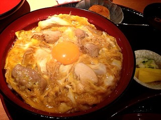 とり五鐵の親子丼