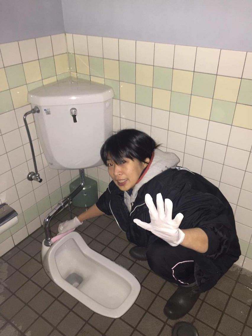 公衆便所掃除の会 In北川副南公園 上田 都 大野真如 の 学習我道法