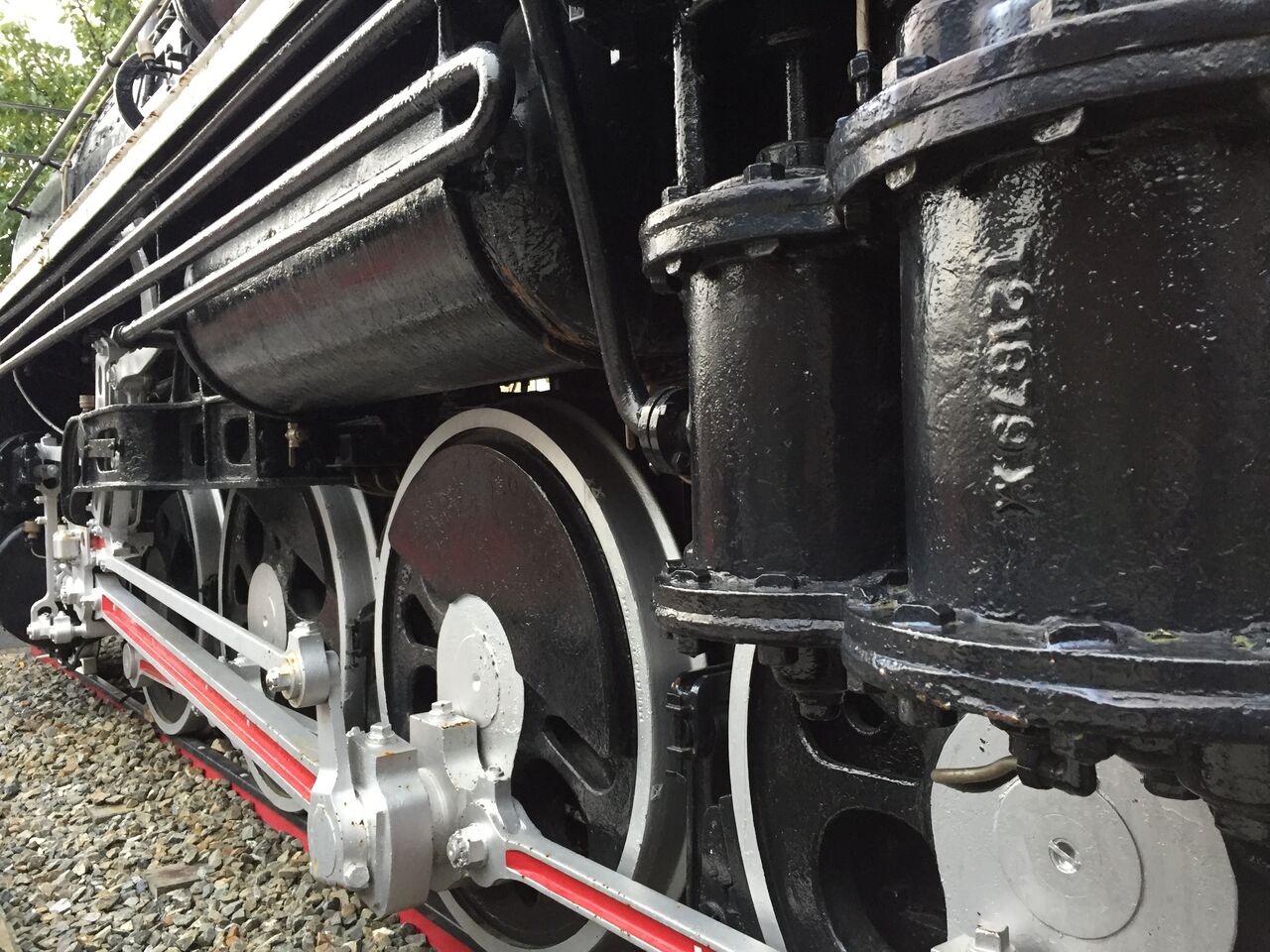 蒸気機関車 D51-51号 （京都府京都市 トロッコ嵯峨駅前より解体