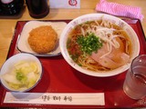 北町食堂ラーメン&メンチカツ