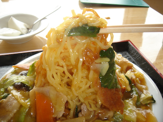 「中華ダイニング翠蓮」Aランチ五目あんかけ焼きそばUP2