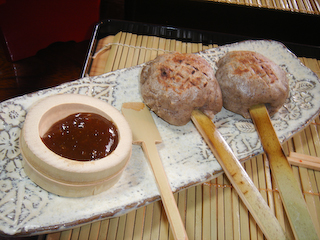 「さんご」そばだんご