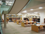 9号館図書室