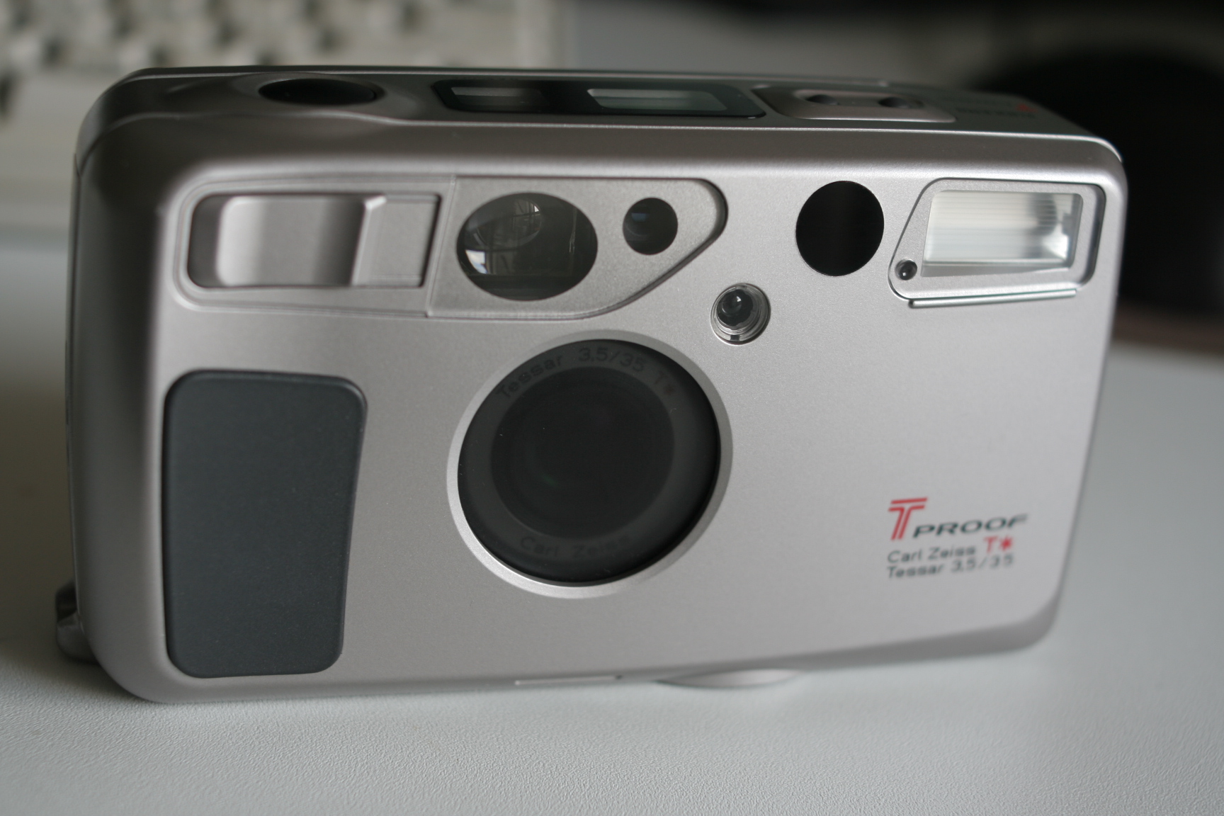 Kyocera T-Proof 京セラ Tプルーフ : YASHICA FX-3とMLレンズ