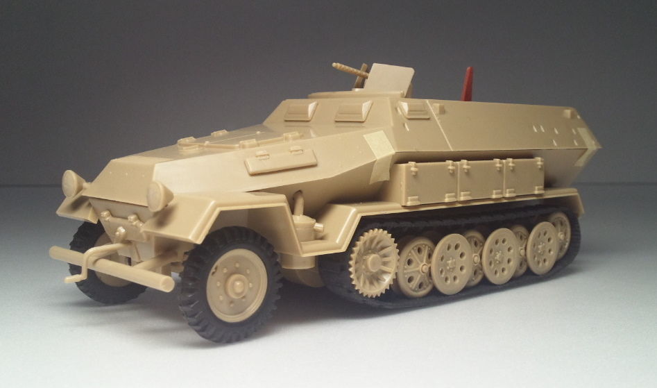 日東科学　Hanomag Sd.Kfz 251/1 1/35　モーターライズ 日東 1/35 ドイツ ハーフトラック モーターライズ 日東科学 Hanomag