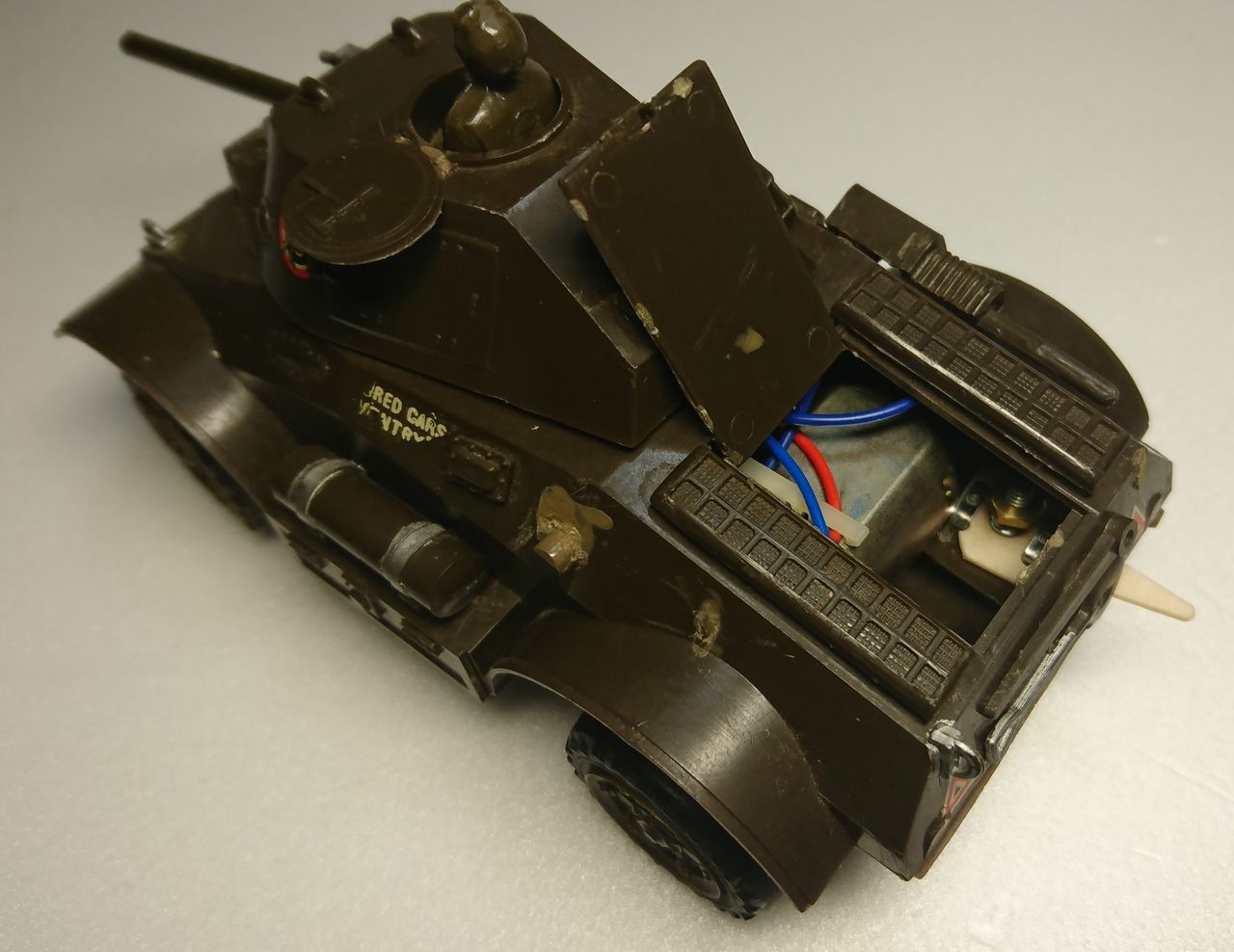 新春企画 タミヤ 1/35 スコーピオン・スパイダー レストア記