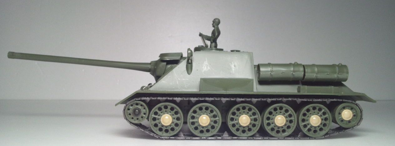 1/35 タミヤ ソビエト襲撃砲戦車SU-100 ジューコフ（復刻版