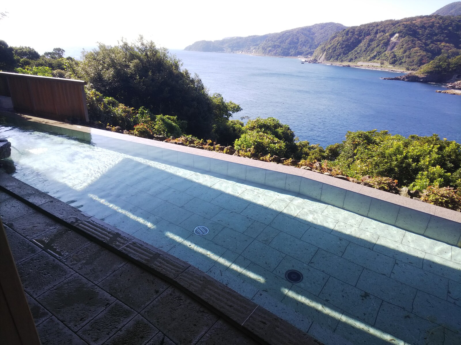 インフィニティ露天風呂✨「DHC赤沢温泉ホテル」さんに行ってきました♪ : うひひの日。*:.｡☆..｡.温泉宿泊レポ*:.｡☆..｡.