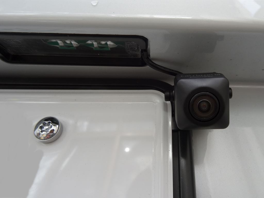 Golf Gti バックカメラ取り付け カメラケーブルの車内への引き込み篇 日常とプログラム 50 1 0