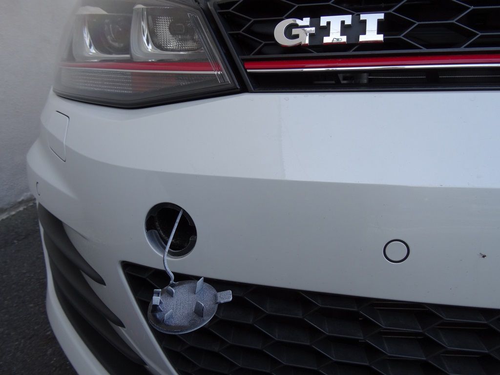 フォルクスワーゲン　ルポgti 牽引フックカバー ルポgti 牽引フックカバー 左 助手席側（ルポ gti パーツの通販）