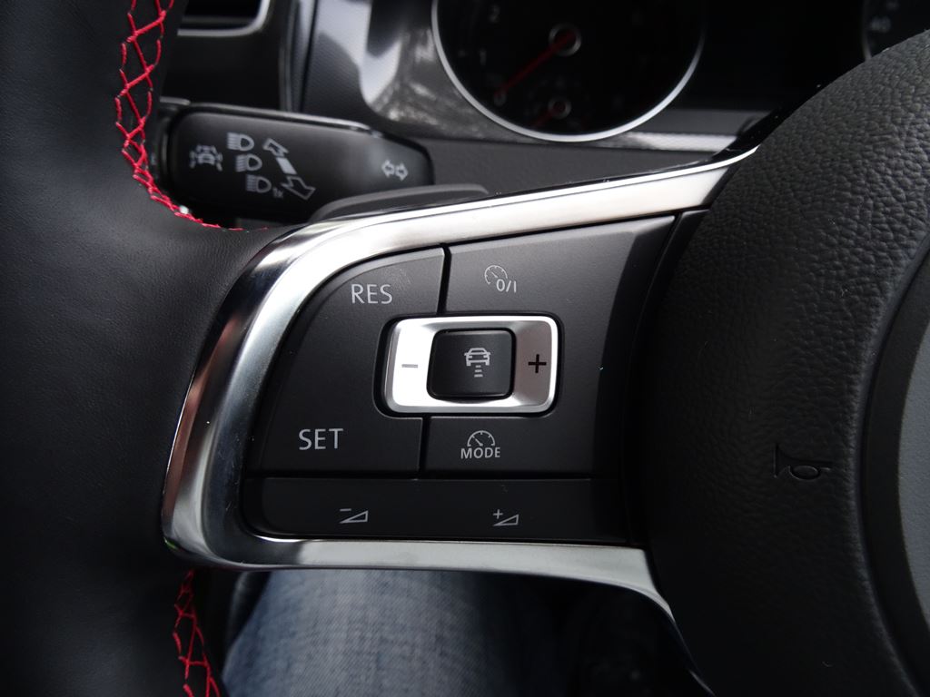 Golf Gti アダプティブクルーズコントロール 日常とプログラム 50 1 0