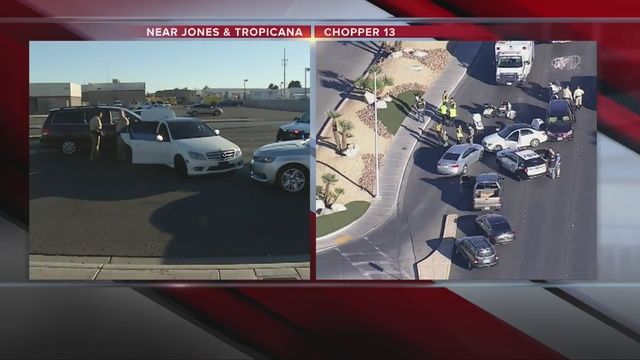 パトカーとカーチェイスした盗難車がママの車に激突してニュースになりました 微事ログ エクスプローラーズ パトカーとカーチェイスした盗難車がママの車に激突してニュースになりました 微事ログ エクスプローラーズ