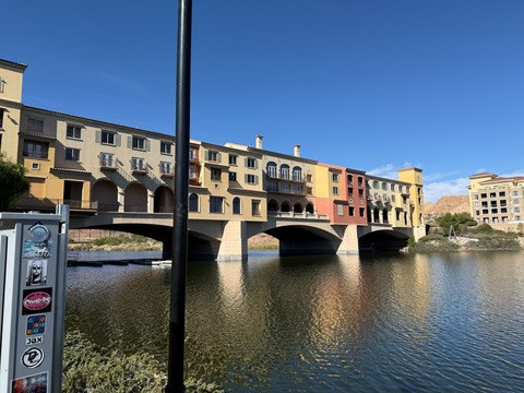 20251025_180018892_iOS