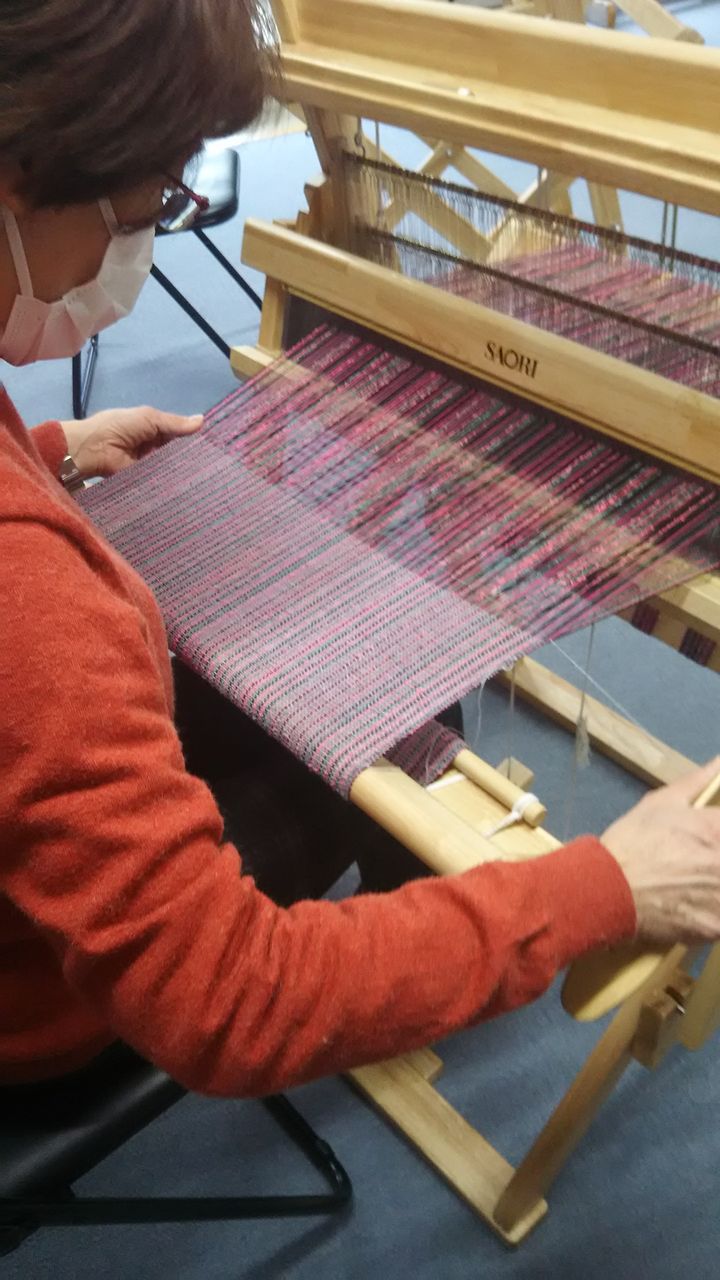 さをり織りの縦糸張り みなさんの作品 岐阜市粟野 手織り教室 工房ukezuki