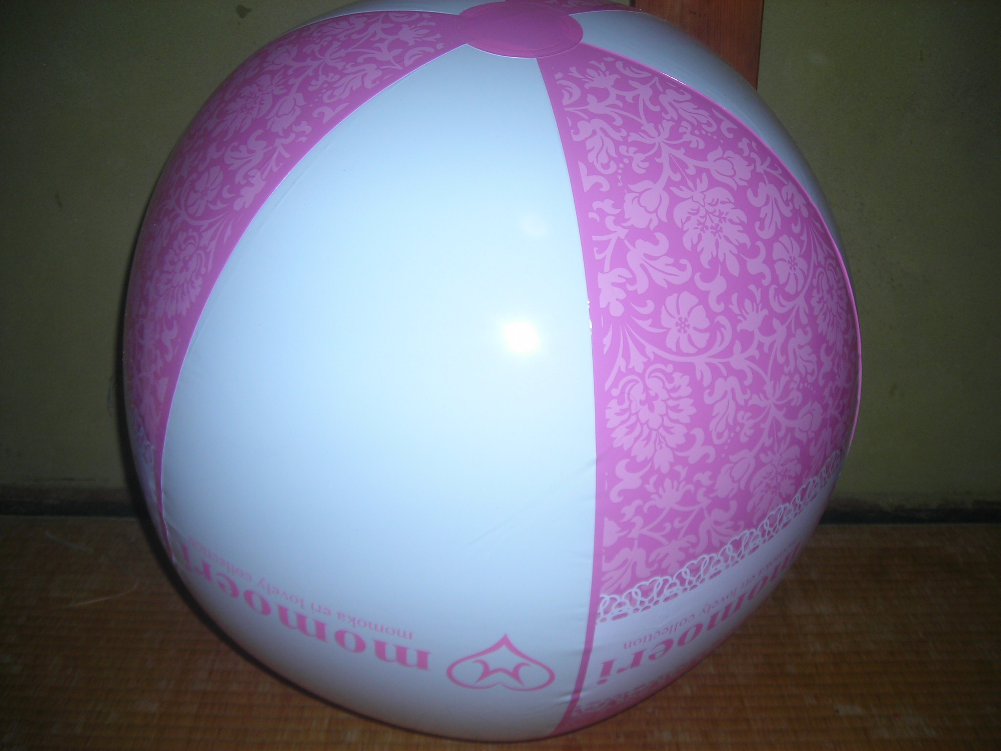 モモエリビーチボール