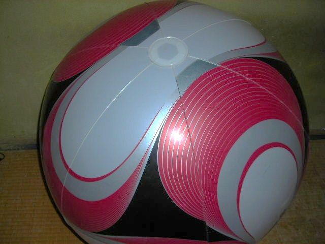 アディダスのビーチボール 浮き輪オナニー