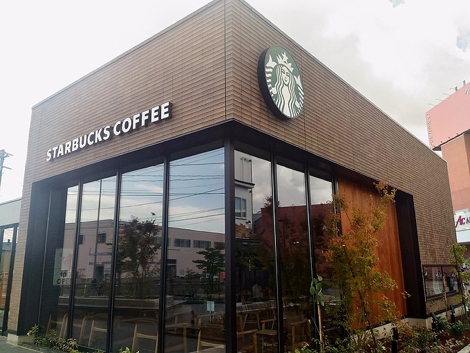 スタバ弘前さくら野店 空白つれづれ草 スタバ弘前さくら野店 空白つれづれ草