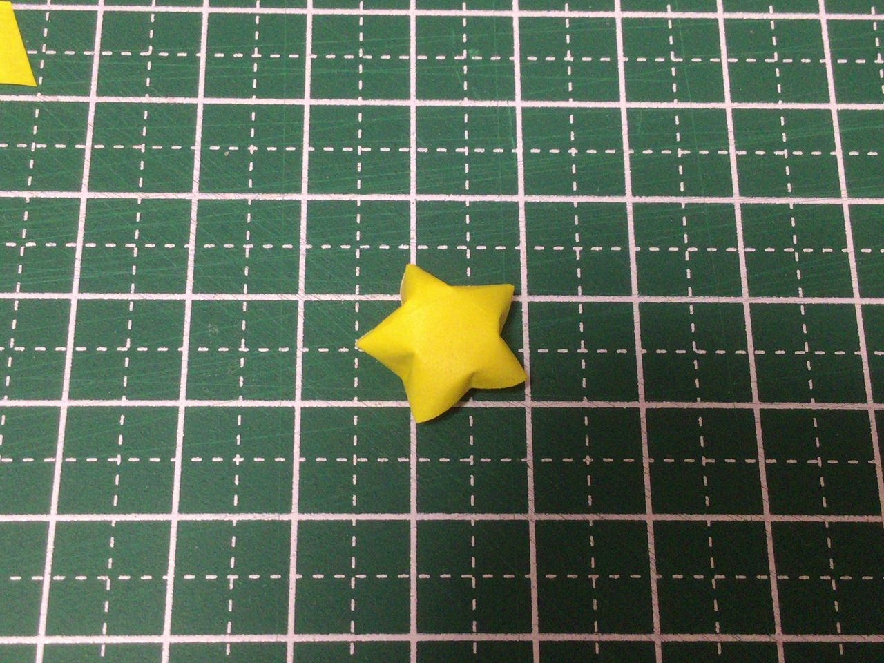 528 星 立体折り紙 Positive thinking 528 星 立体折り紙 Positive thinking