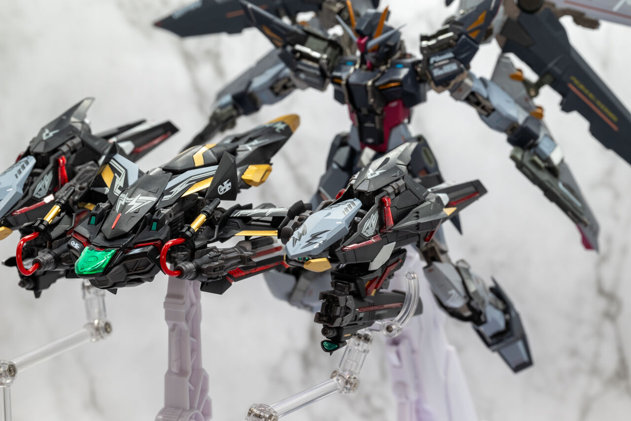 METAL BUILD ライトニングストライカー（オルタナティブストライク Ver