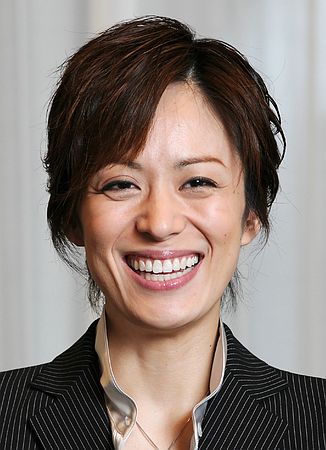 宝塚花組トップ 蘭寿とむ 北川景子 ぴよ吉のニュースnow