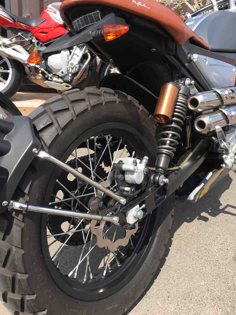 F Bモンディアル Hps125 試乗インプレ ライ麦畑で 集会 すっぞ