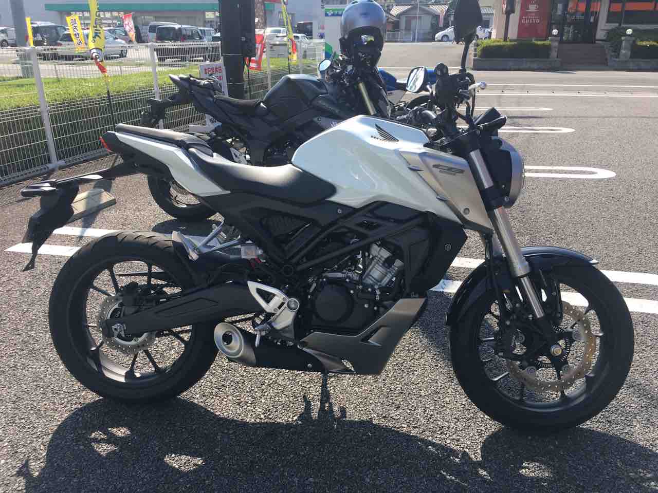 Honda Cb125r 試乗 インプレ ライ麦畑で 集会 すっぞ