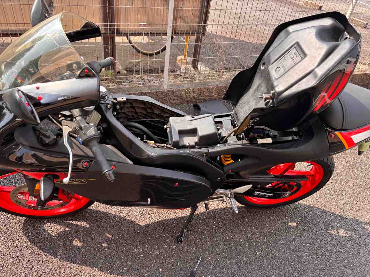 Aprilia RS50 TSJ型を治します : ライ麦畑で集会すっぞ！！