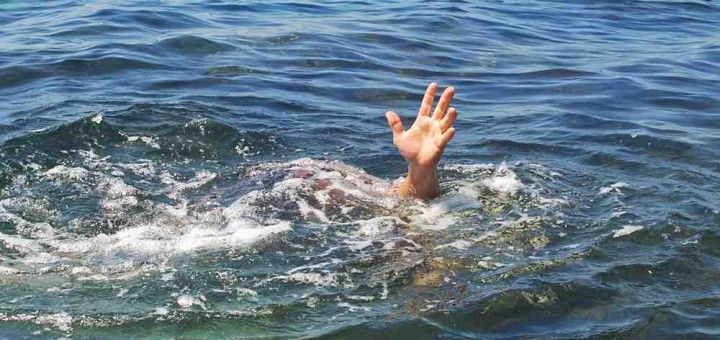 武勇伝 サークルメンバーでbbqをしてたらチャラい女が川で溺れ 一番目立たない男が飛び込んで救出 結果 ウルトラニュース ハップップ